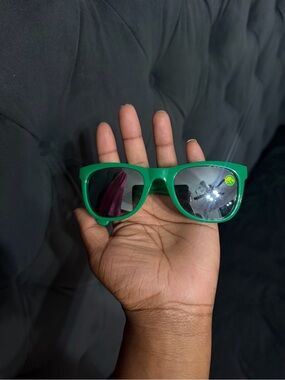 Jurassic Park Kids Green Sunglasses - Classic UV Protection